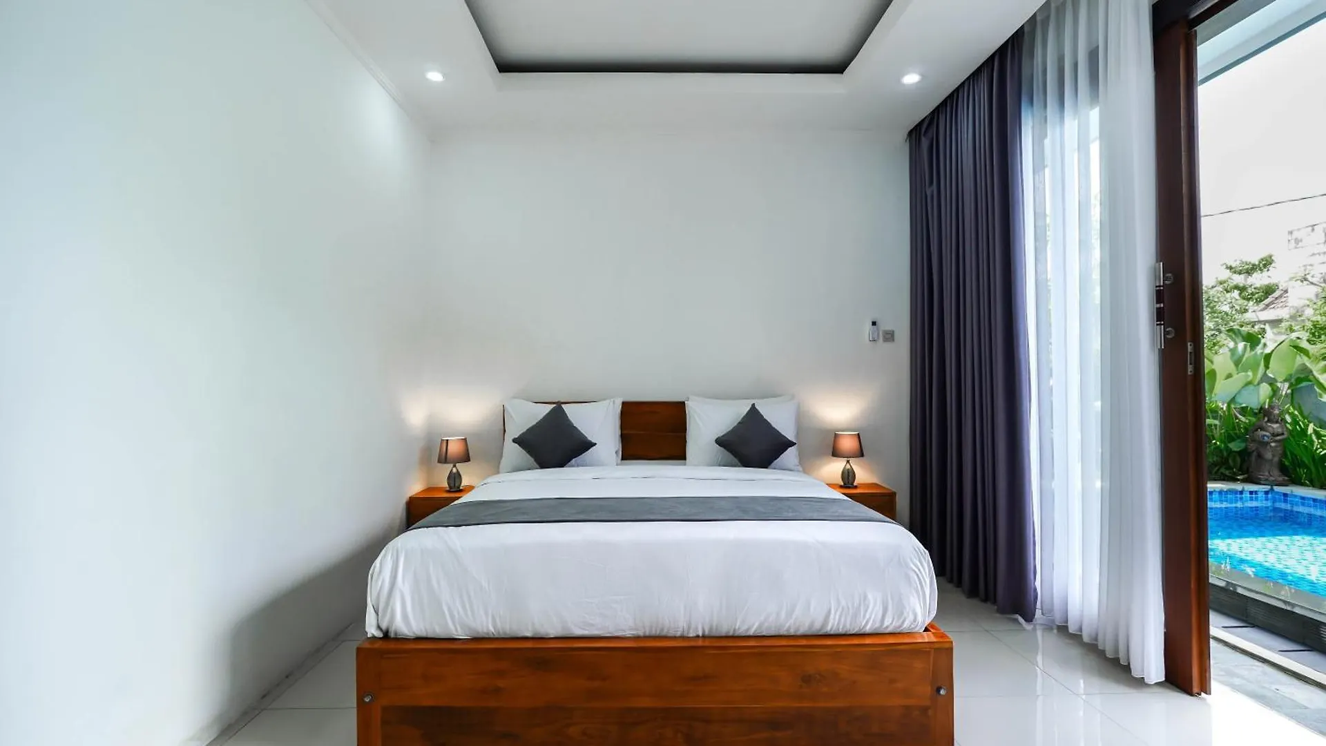 Euro House At Ubud Countryside Villa
