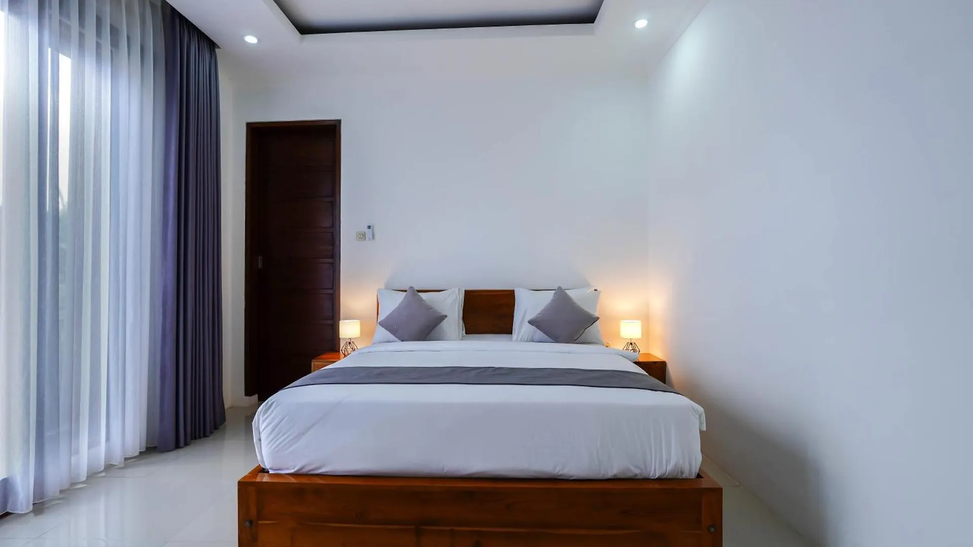 Villa Euro House At Ubud Countryside Indonesia