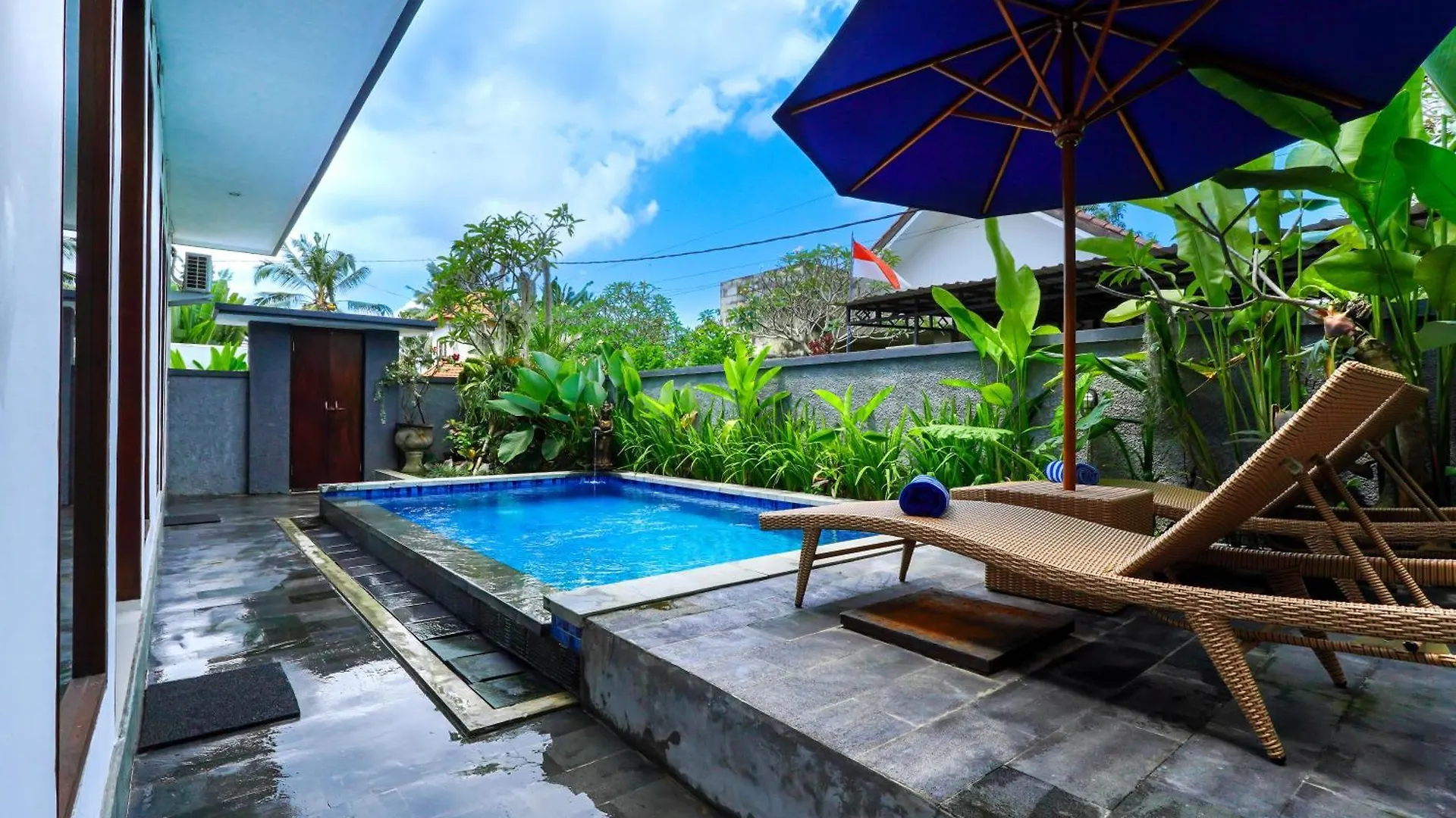 Villa Euro House At Ubud Countryside Indonesia